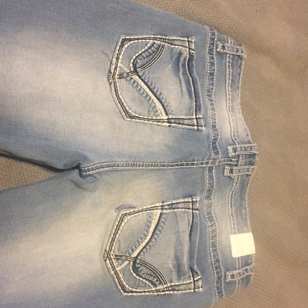 Capris - Picture 4 of 4